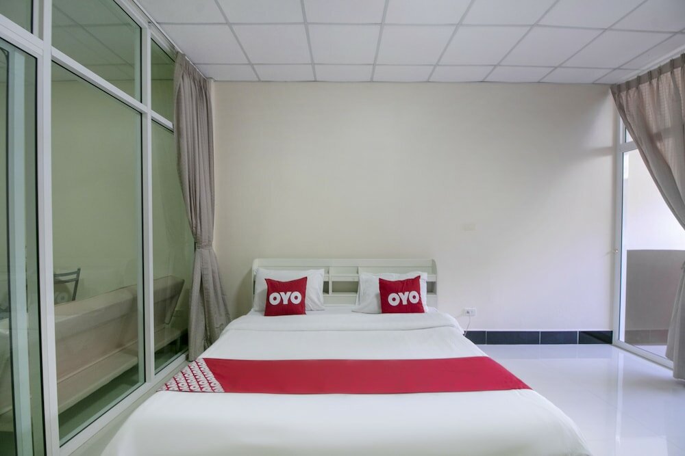 Фото Oyo 75390 Sunee Place Hotel