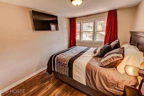 Гостиница Of Manitou Springs 2min to Restaurants, Shops!