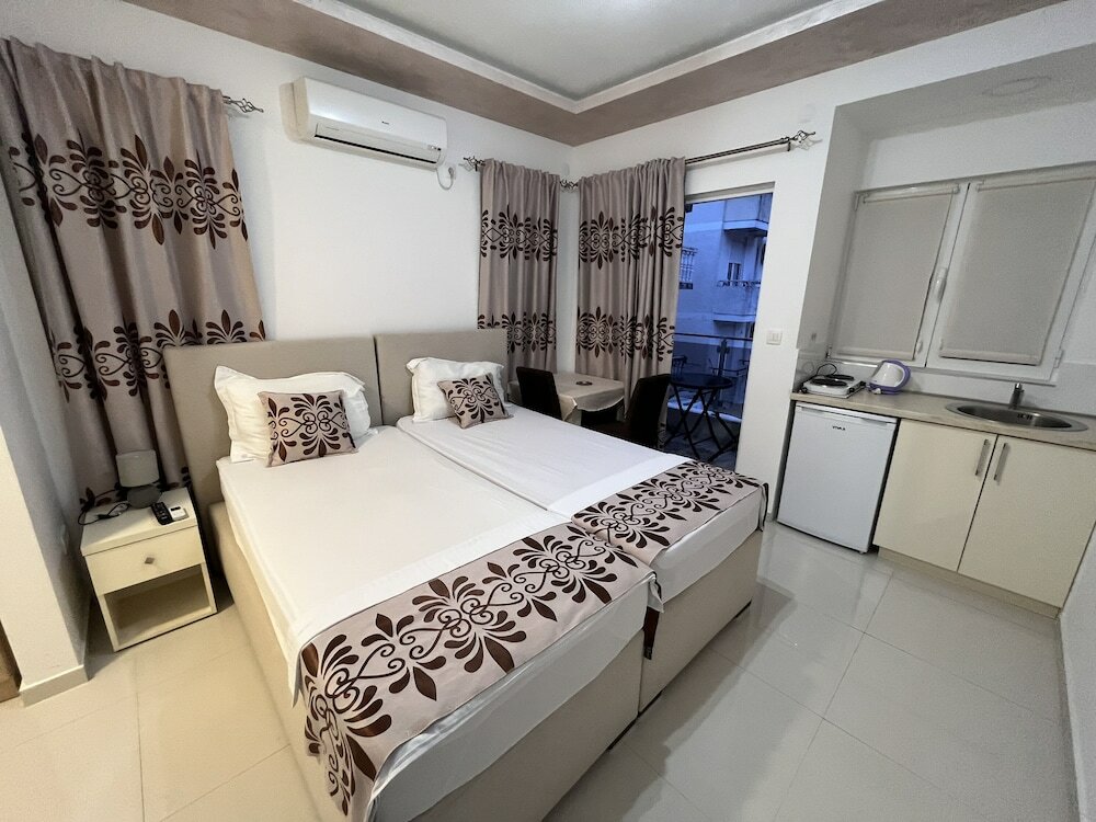 Фото Апарт-отель Pearl Apartments