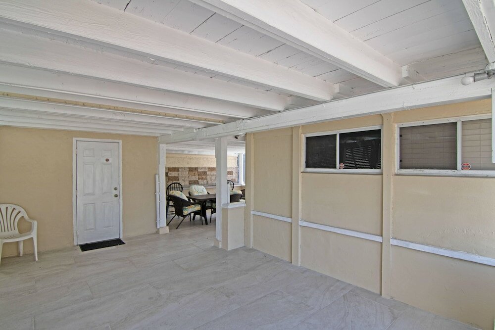 Фото Beach-anchor Palms