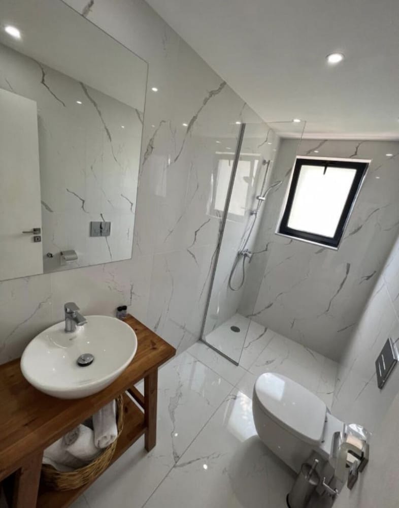 Фото Hotel Kanes