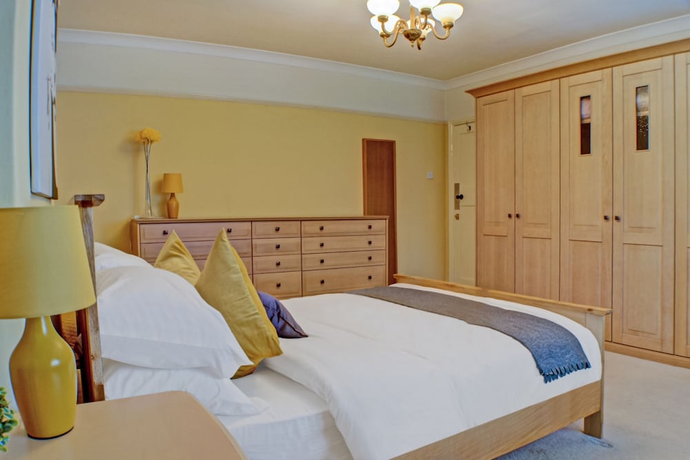 Фото Oyo Wayside Hotel