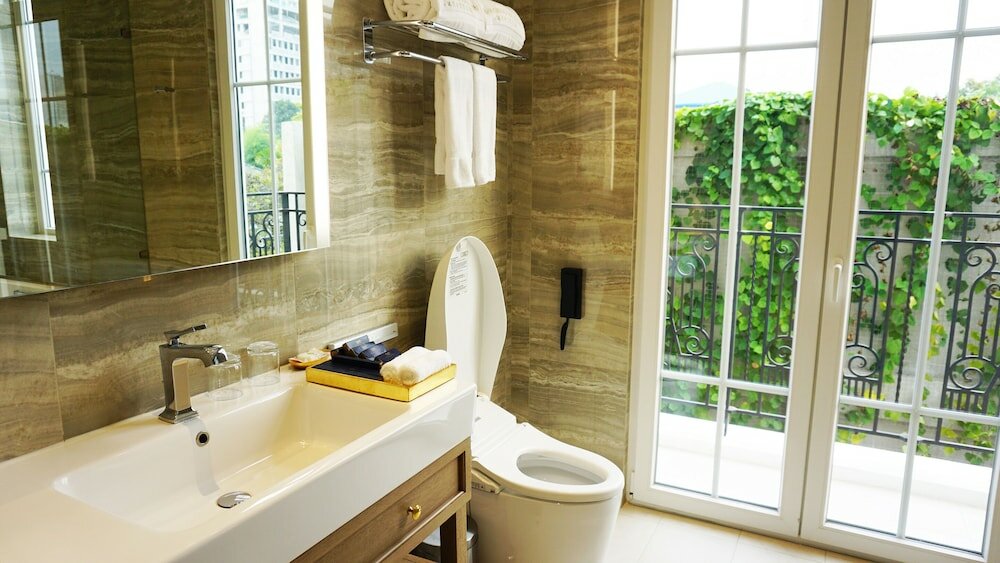 Фото The Grand Mansion Menteng