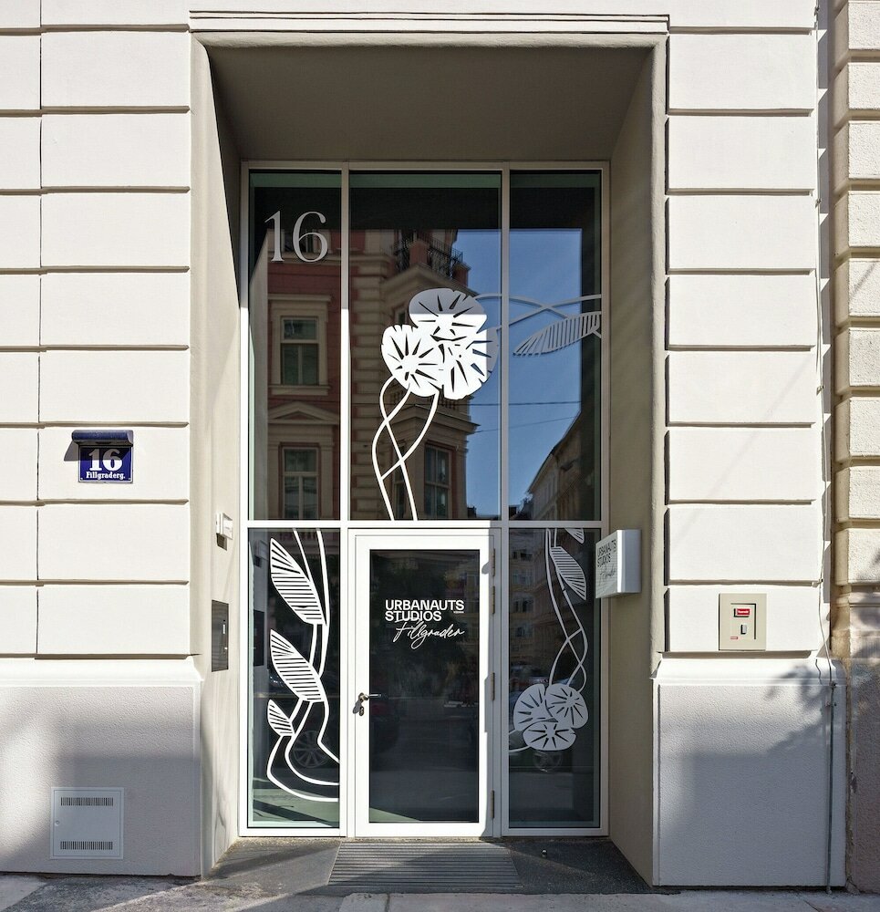 Фото Urbanauts Studios Fillgrader