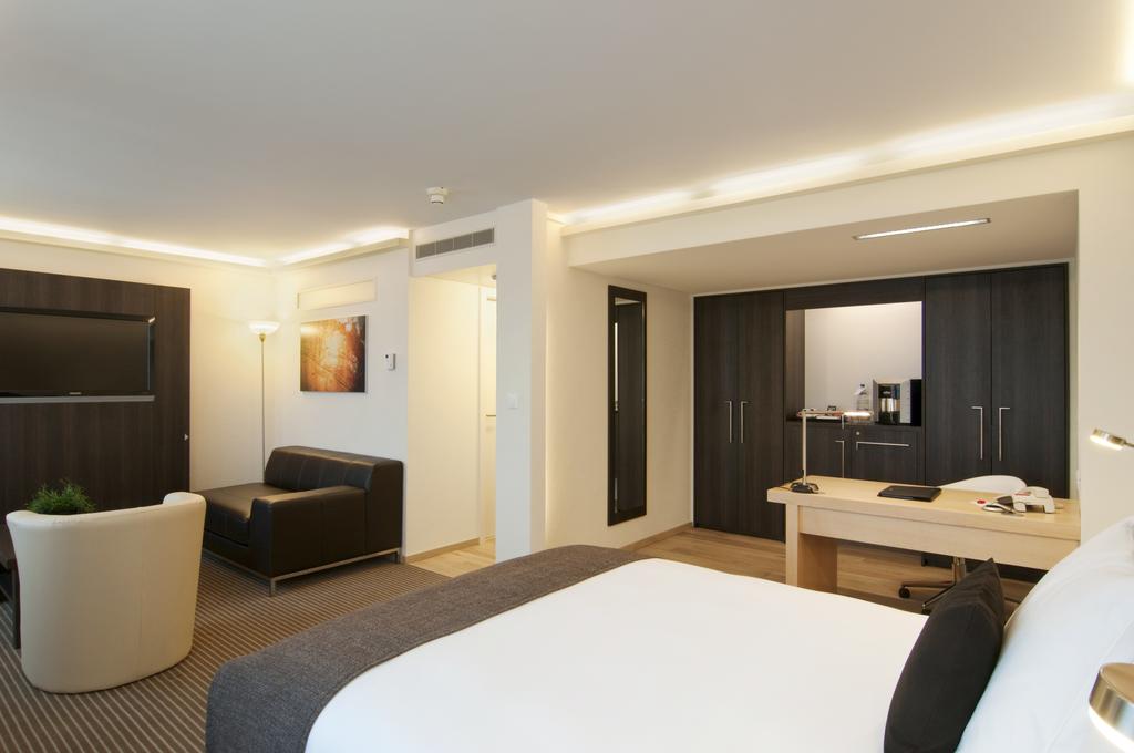 Фото Crowne Plaza Zurich