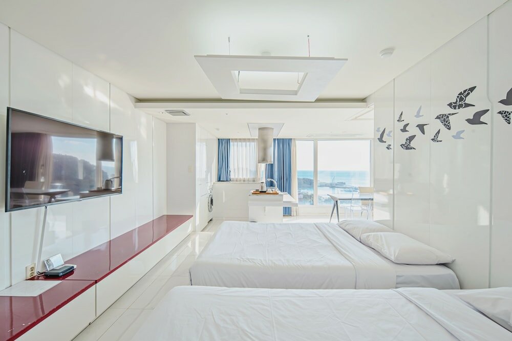 Фото ShinShin Hotel Jeju Ocean