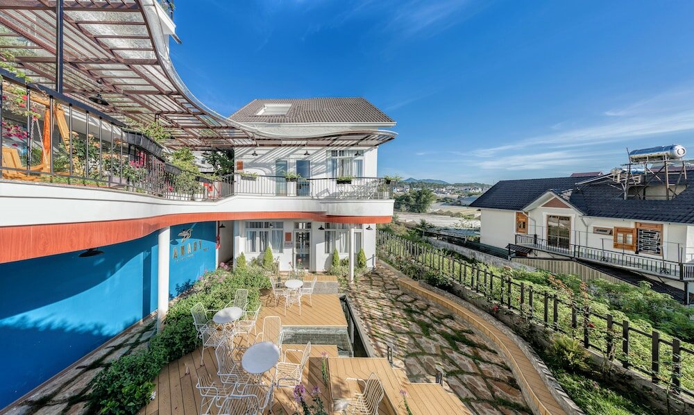 Фото Canary Dalat Hotel