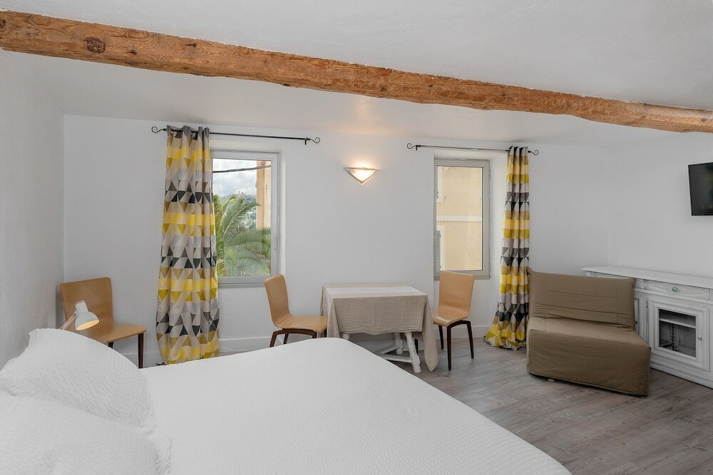 Фото Maison Carles BnB