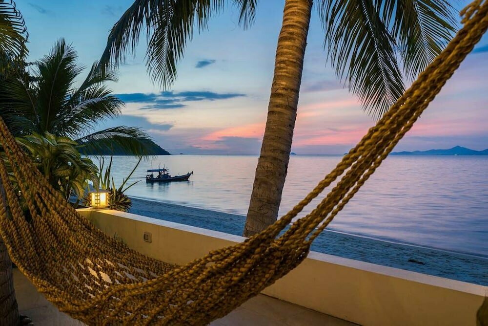 Hotel 3 Bedroom Beach Front Villa Bangrak, Samui, photo