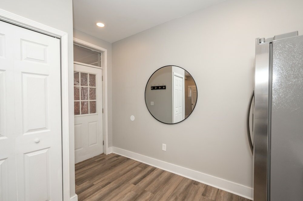 Фото The Luxe Spot Suites