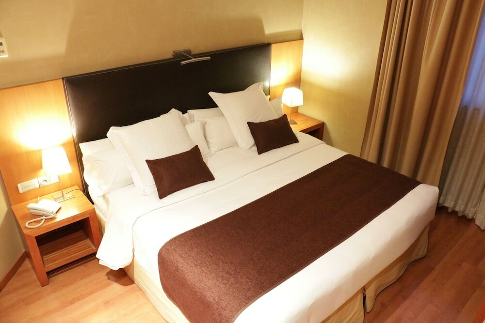 Фото Hotel Sant Just 