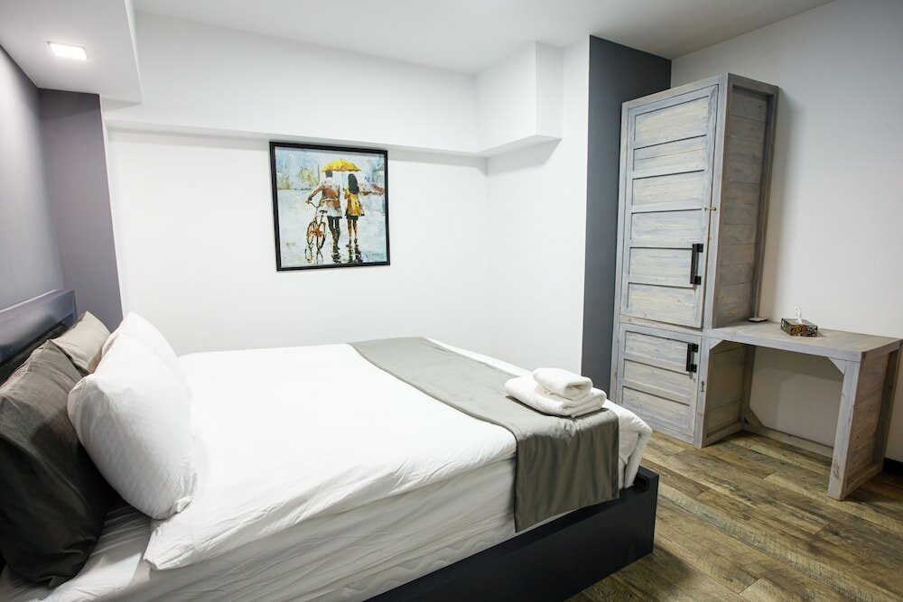 Фото The Phoenix Boutique Hotel