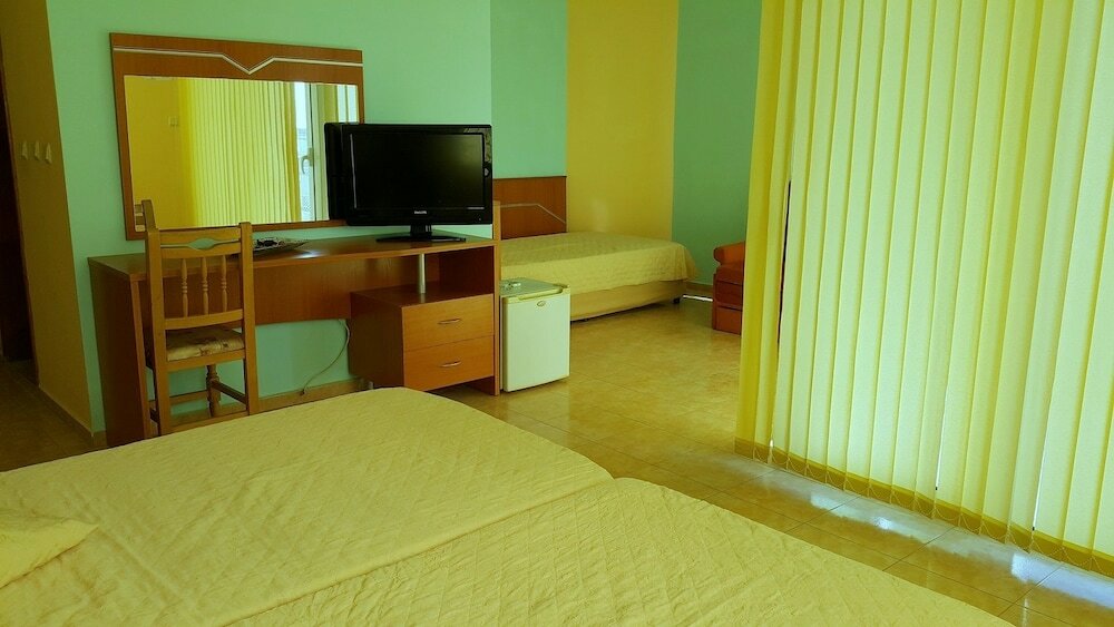 Фото Hotel Crystal