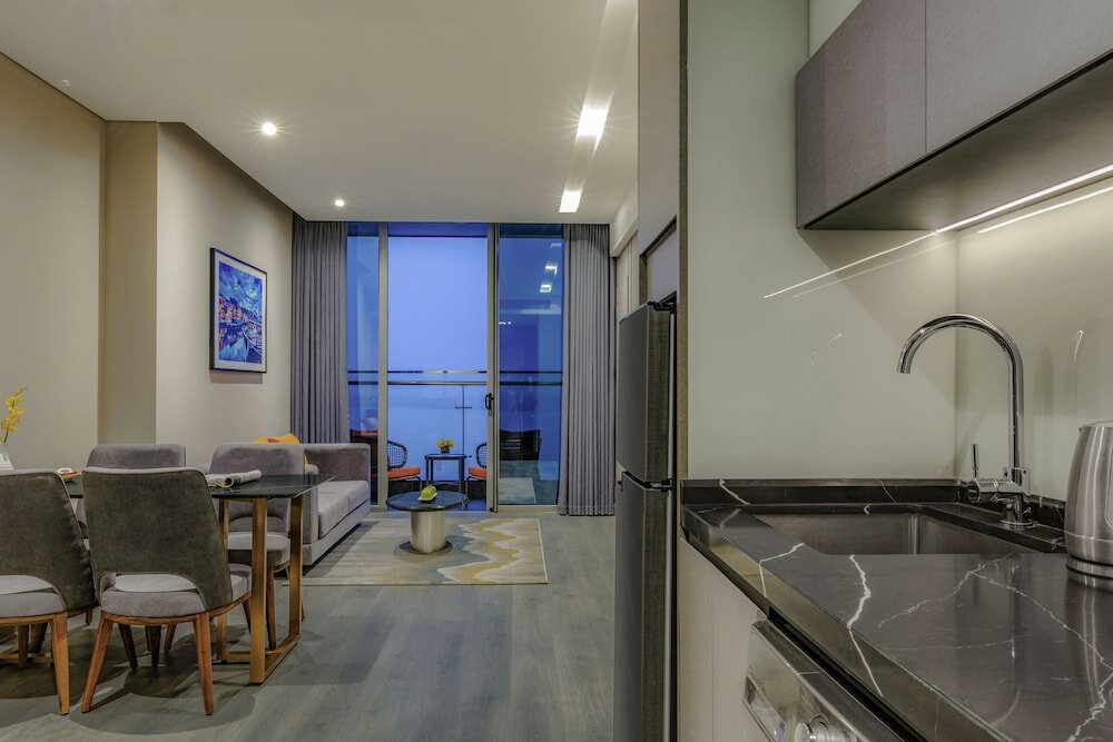 Фото Le Sands Oceanfront Danang Hotel