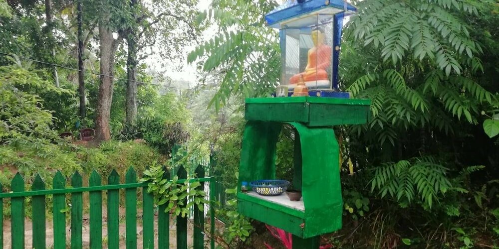 Фото Mid Climes Guest Inn