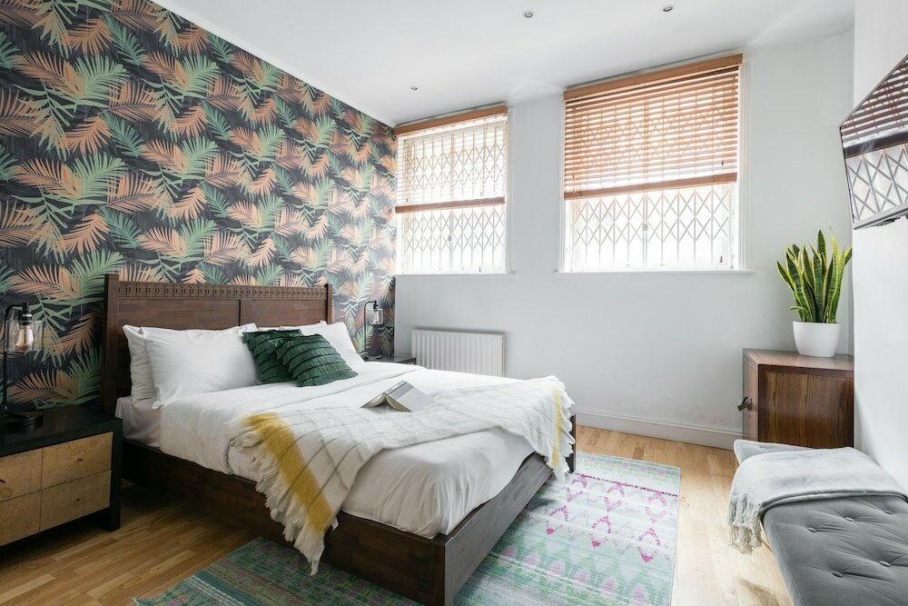 Фото The Bayswater Gardens - Bright & Central 3bdr Home in Bayswater