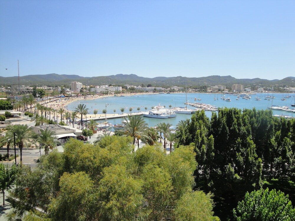 Фото The Red Hotel by Ibiza Feeling 