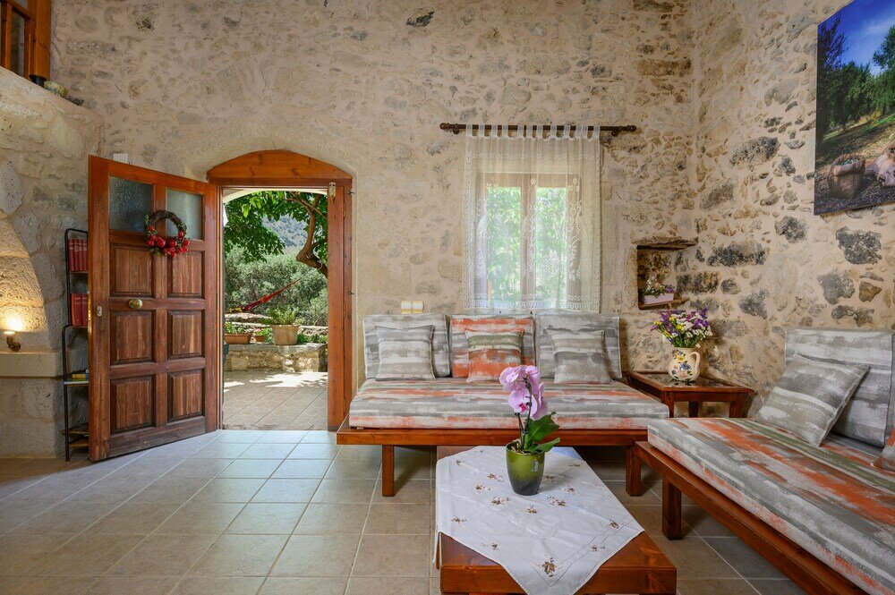 Фото Pagonas Traditional House