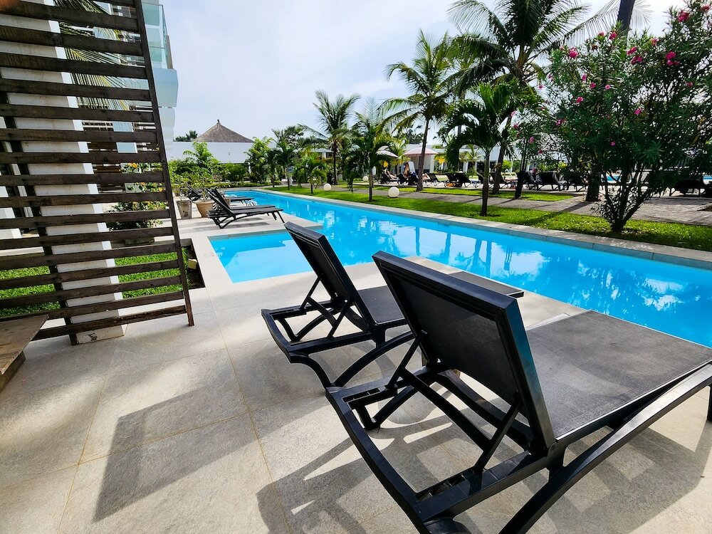 Фото Sunprime Tamala Beach Resort