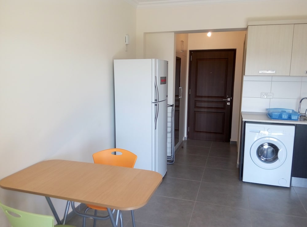 Фото Studio Apartment at Longbeach