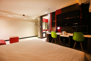 Фото 87416171702