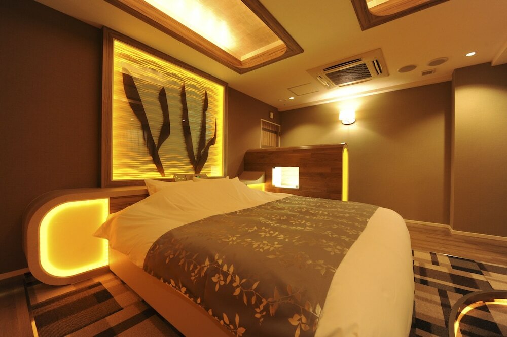 Фото Hotel Iris - Adult Only