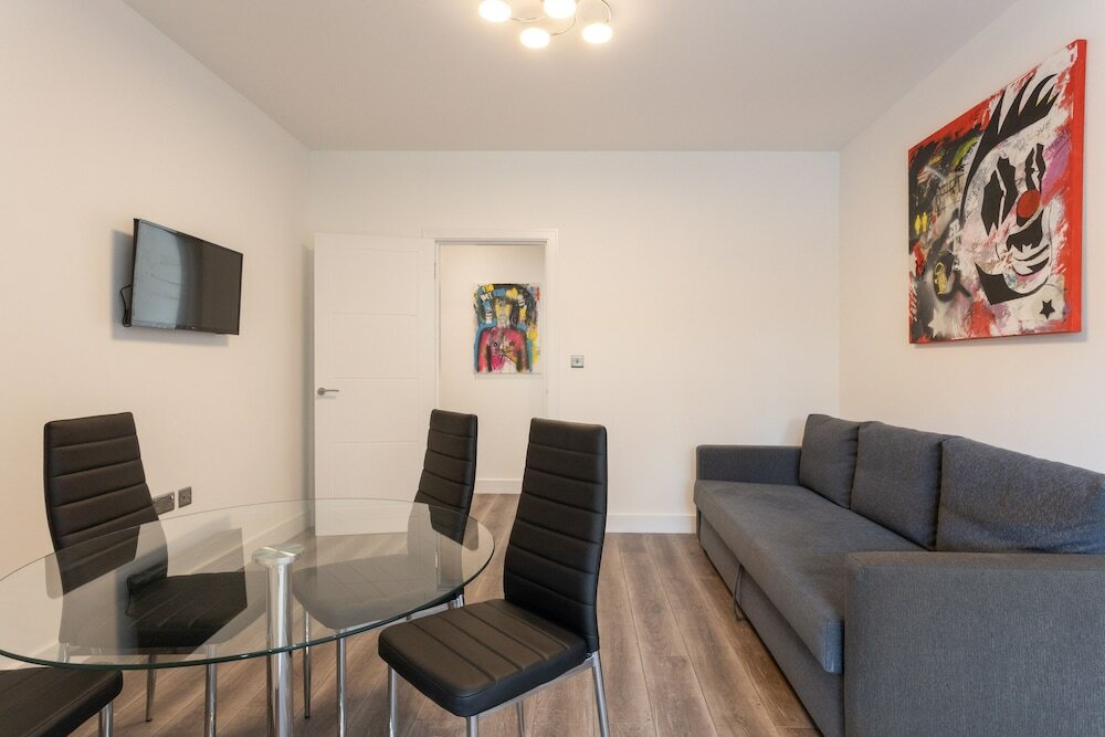 Фото Chalk Farm Artist's Apartment Camden