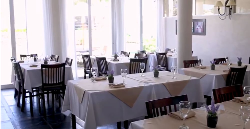 Фото Hotel Hostal del Espinillo