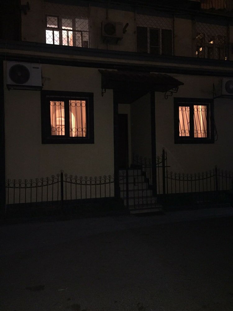 Фото Azneft Garden Apartment