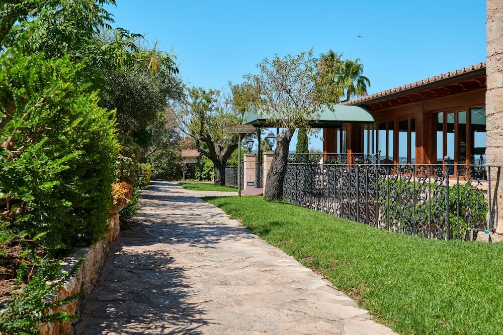 Фото Hotel Rural Es Figueral Nou - Adults Only +15