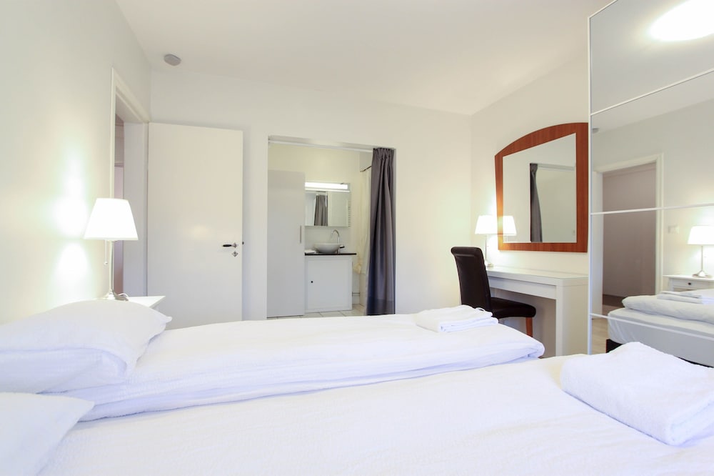 Фото Apartment S33