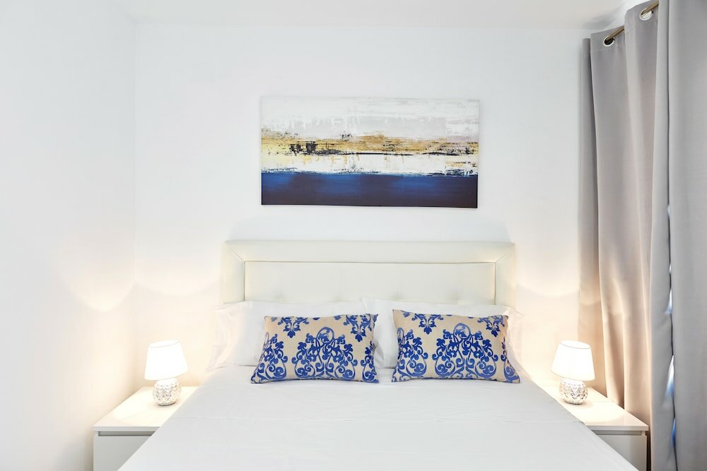 Фото Sonrisa Deluxe Apartments Levante