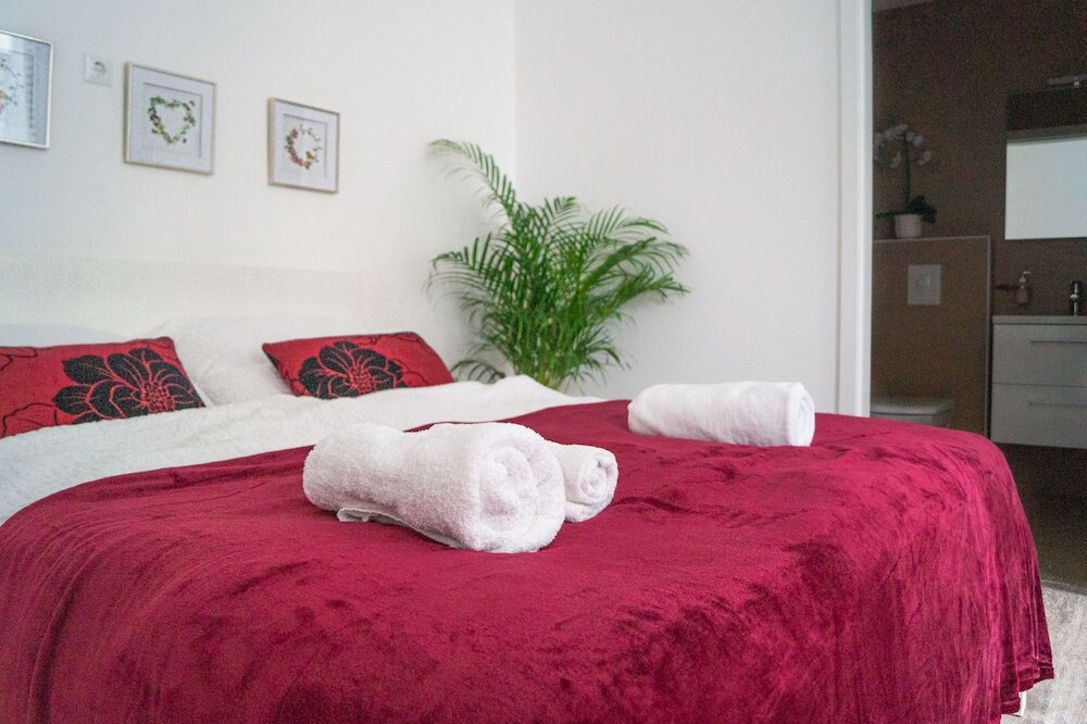 Фото Modern Apartment Wiener Stadthalle 2