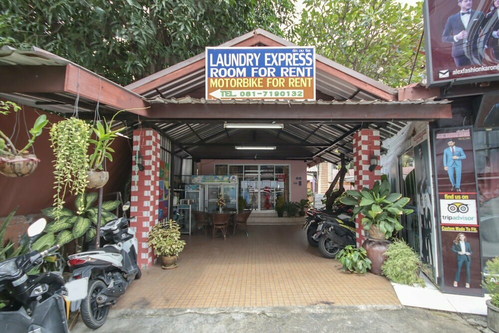 Hotel Oyo 888 Apinya's Place Karon, Phuket Province, photo