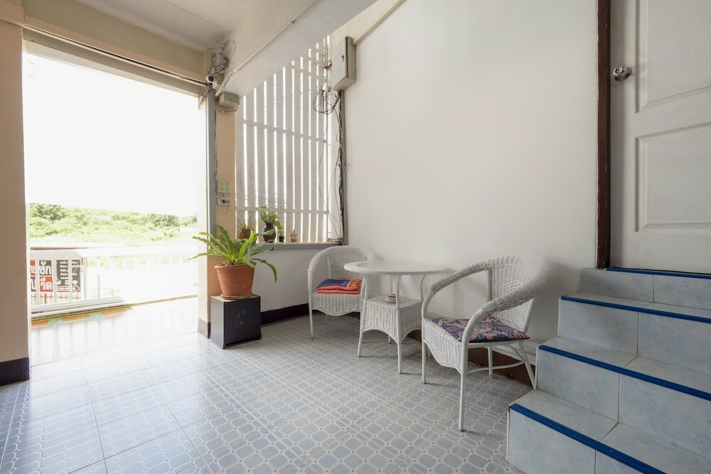 Фото Oyo 1165 Uma Apartment