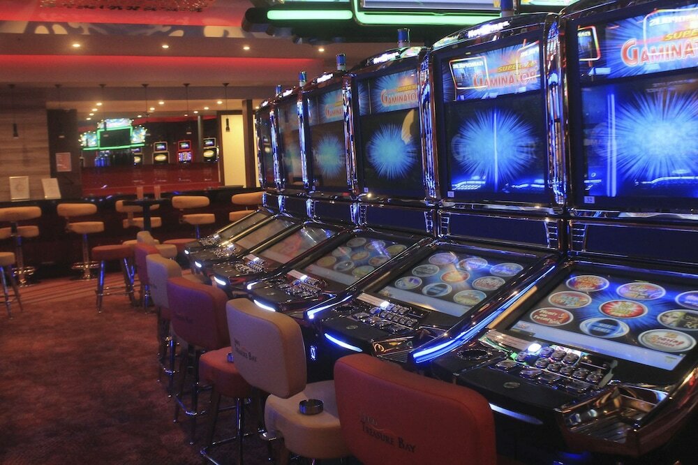 Фото Grand Hotel Kempinski