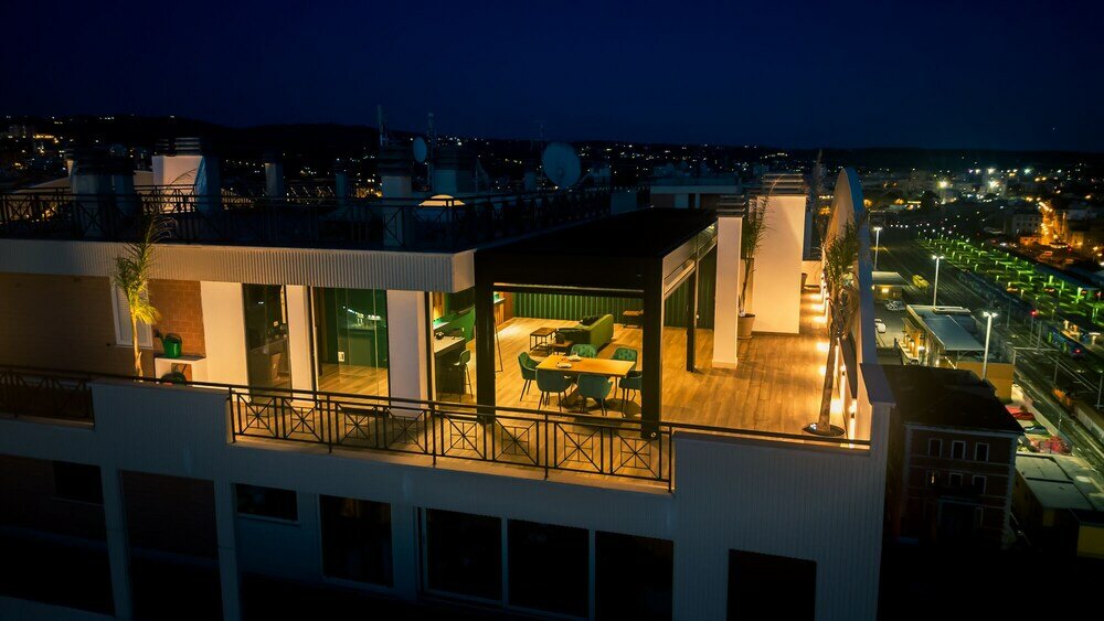 Фото Tower Beach Suite