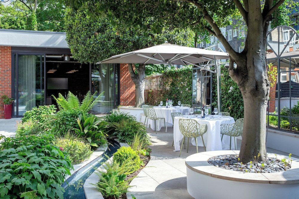 Фото Bedford Hotel