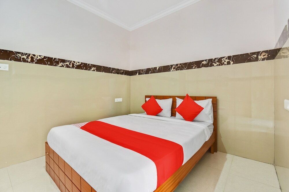 Фото Oyo 43308 Sri Sai Guru Comforts