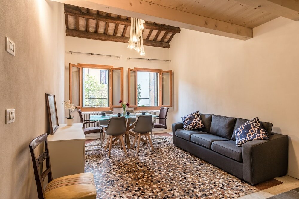 Фото Gold Venetian New Style Ca' D'Oro