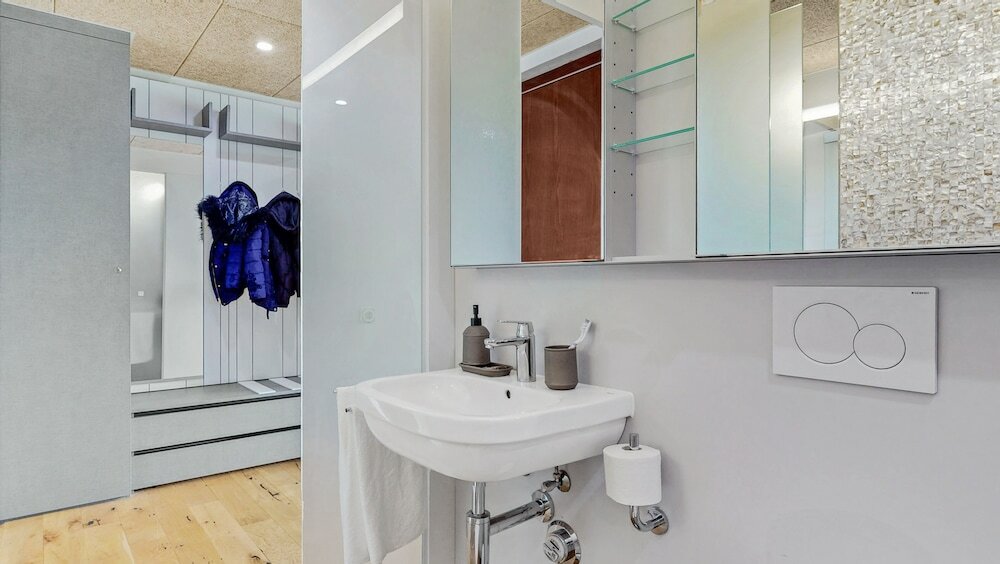 Фото Evi's Home Hotel & Apartments