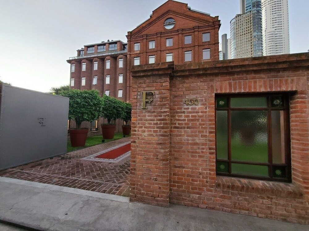 Фото Petrona Eyle 450