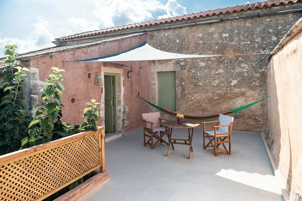 Фото Lemon Tree Eco-Retreat with Terraces