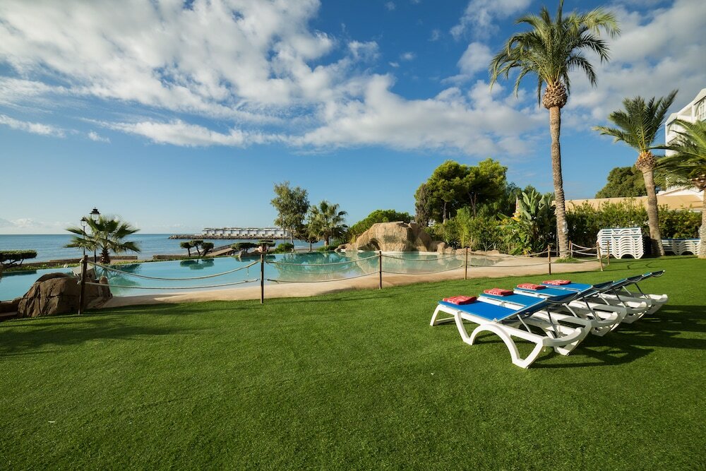 Фото Gran Hotel Las Fuentes de Fantasía Hoteles