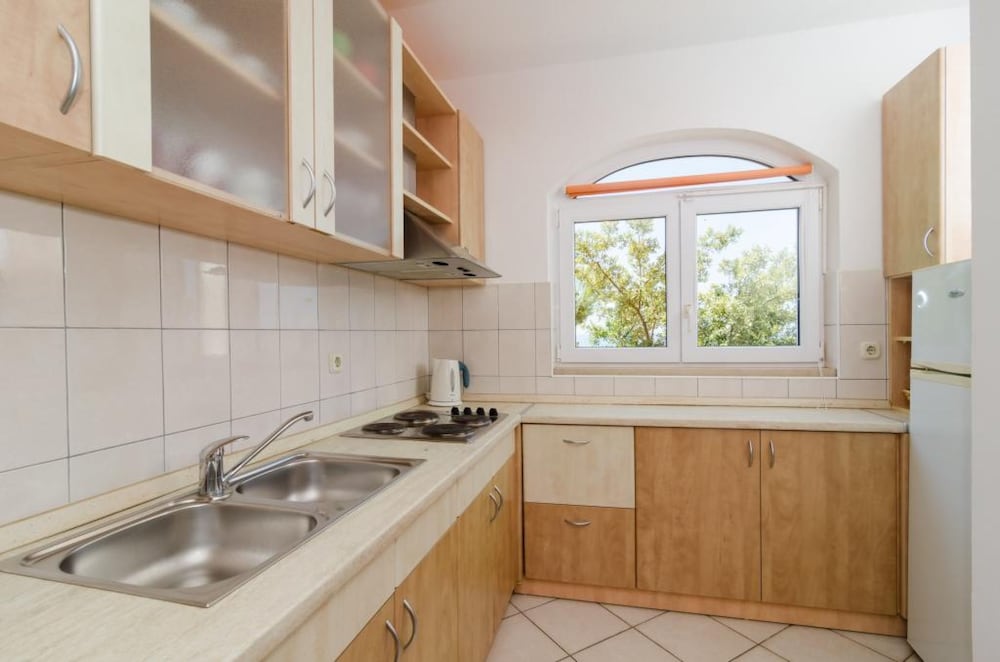 Фото Apartments Plavac Mali