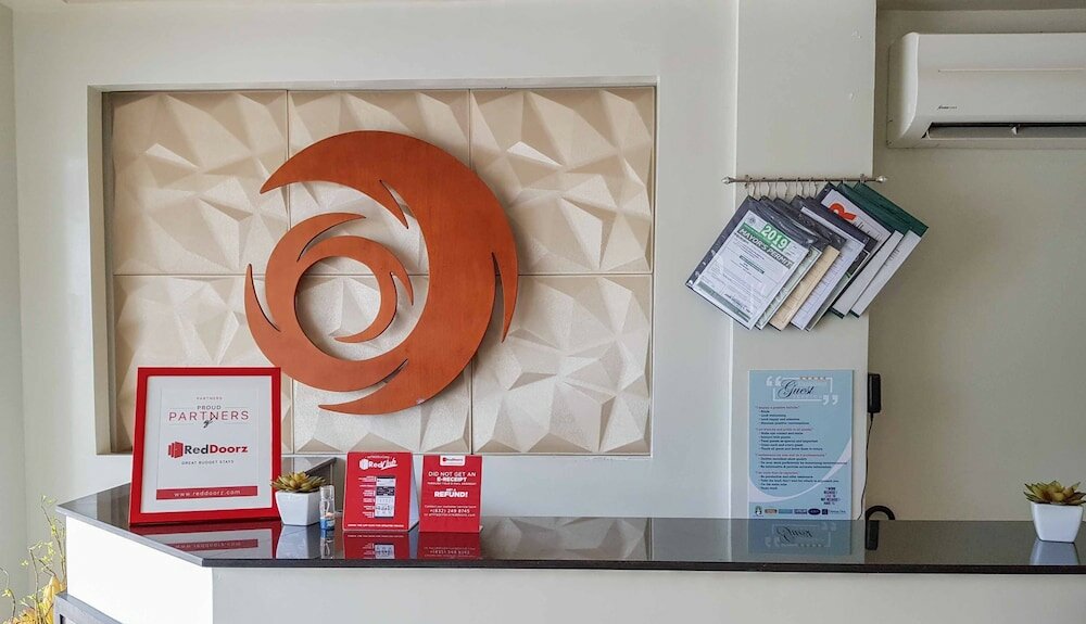 Фото RedDoorz Plus near Holy Name Medical Center