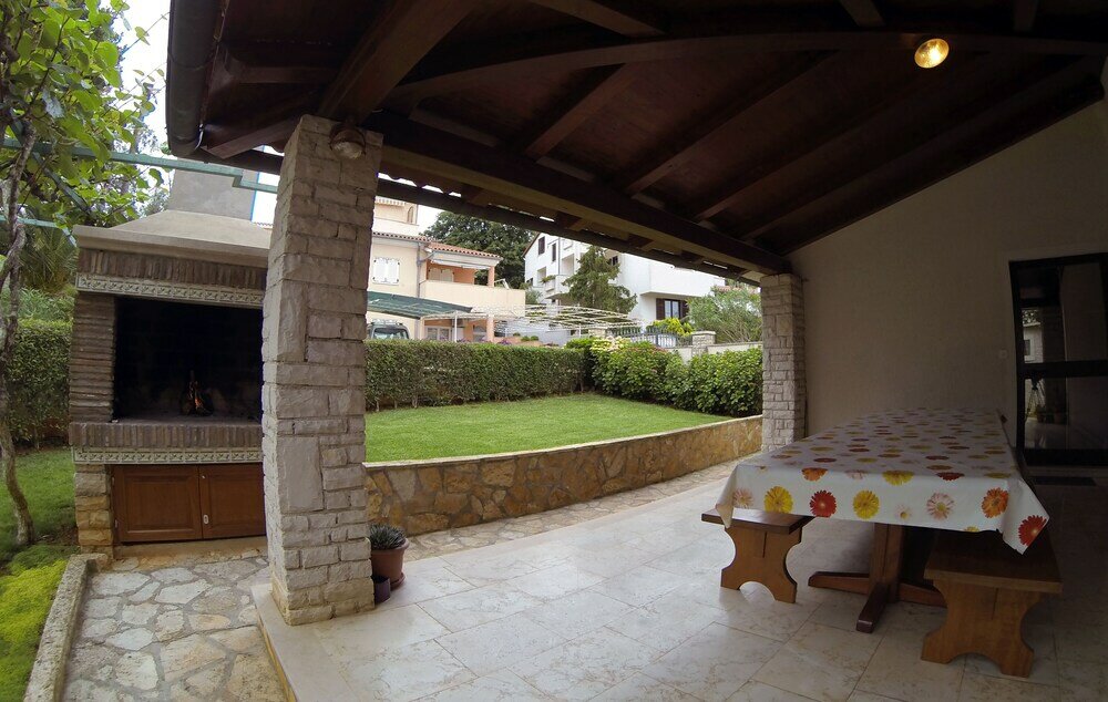 Фото Apartments Mira