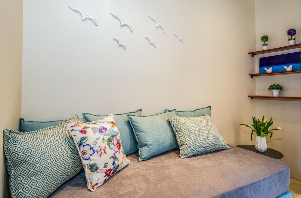 Фото Gianthea Studios and Apt