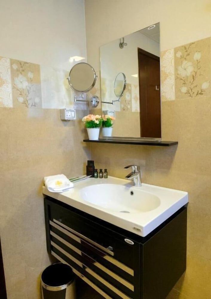 Фото Salalah Royal Hotel Suites