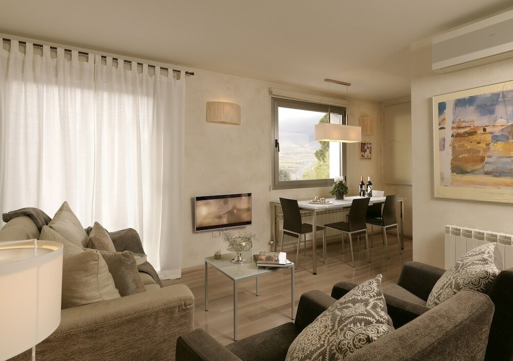 Фото Apartamentos la Torreta del Llac